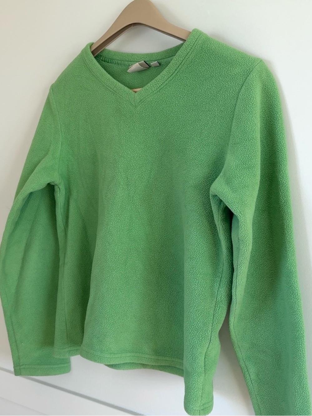 L.L. BEAN V-NECK FLEECE PULLOVER SIZE M